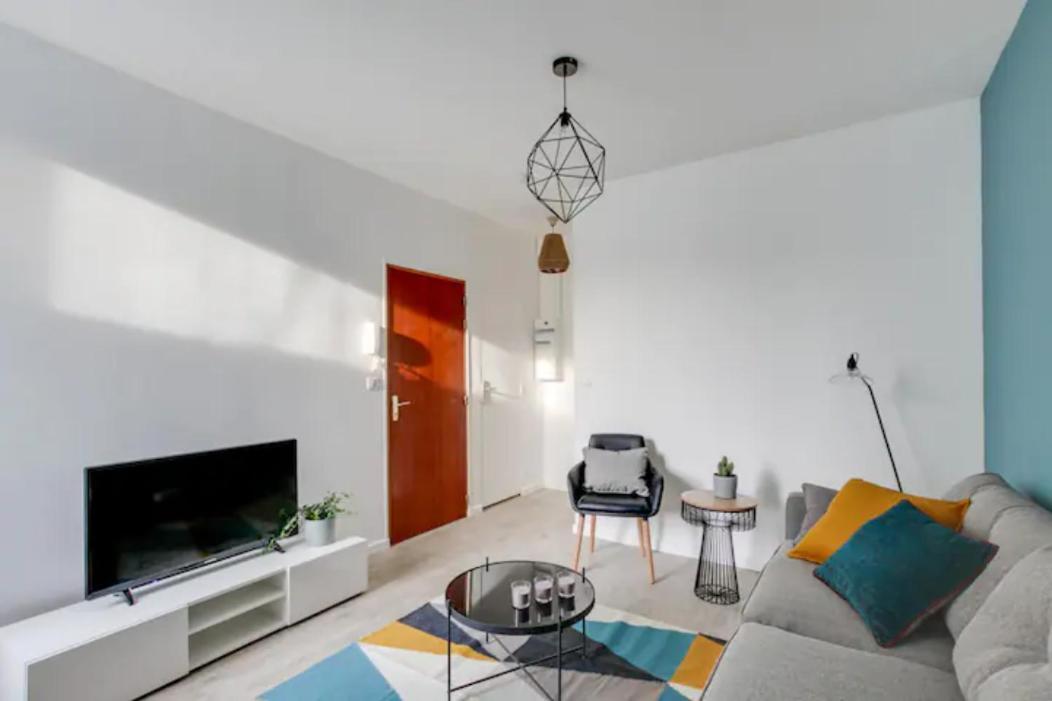 Suite Des Lilas - Terrasse Privee Reims Luaran gambar