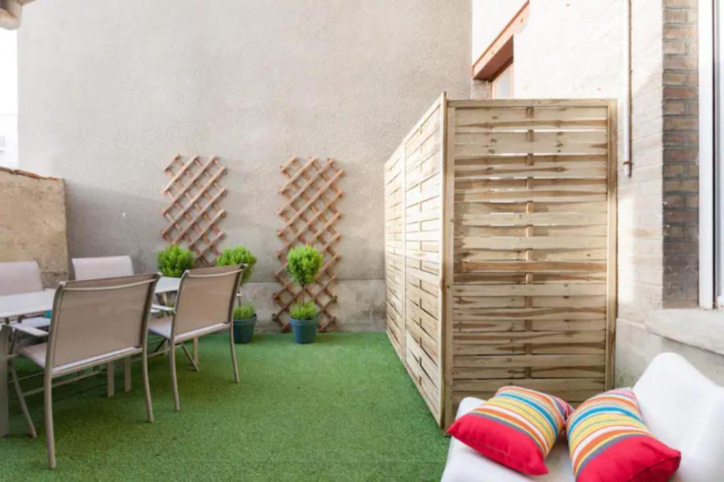 Suite Des Lilas - Terrasse Privee Reims Luaran gambar